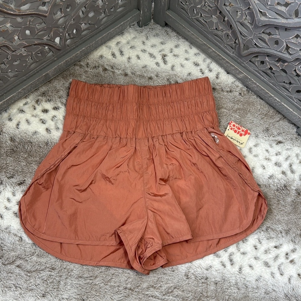 NWT! Free People Movement dusty rose athletic shorts medium workout activewear